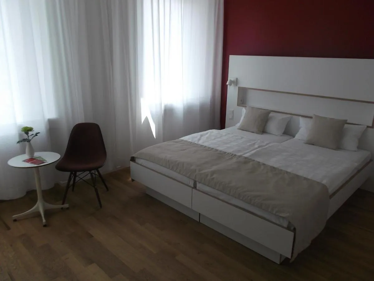 Art Hotel Ufer Duesseldorf Guest house Dusseldorf