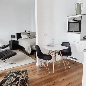 https://burg-9-boardinghouse-plus.dusseldorf-hotel.net