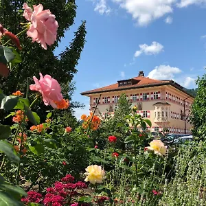 https://residenz-heinz-winkler.com-bavaria.com