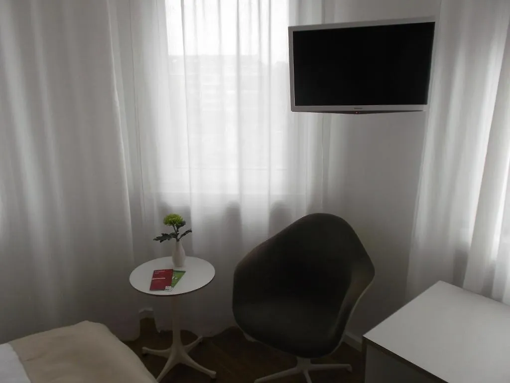 Pensionat Art Hotel Ufer Düsseldorf